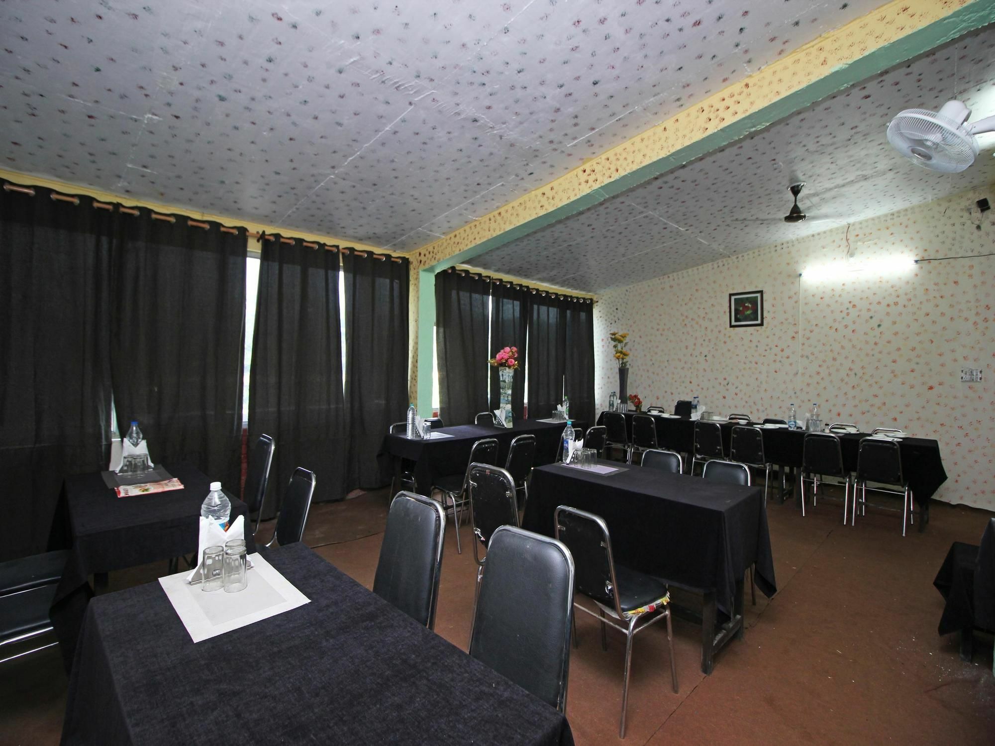 Flagship Hotel Rama Blue Point Nainital Buitenkant foto
